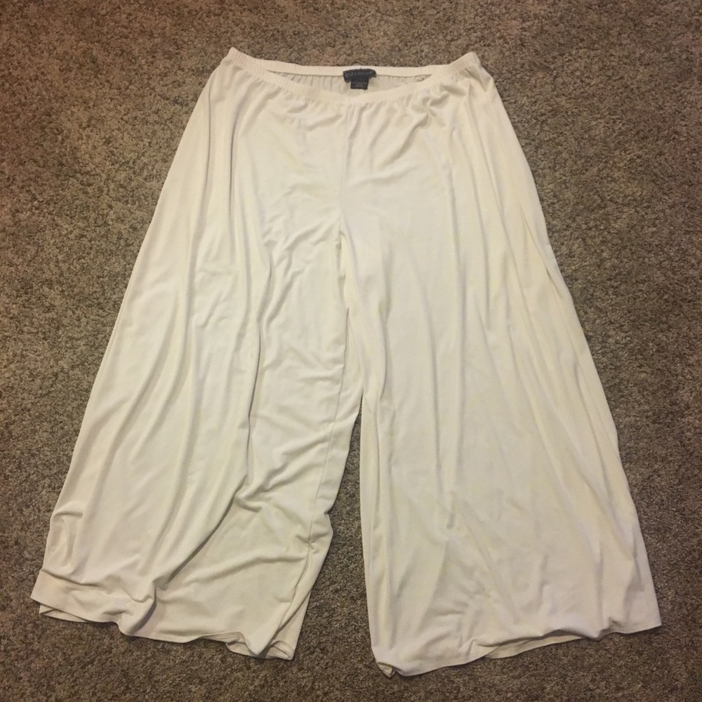 Ivory/Light Cream Culotte Style Pants